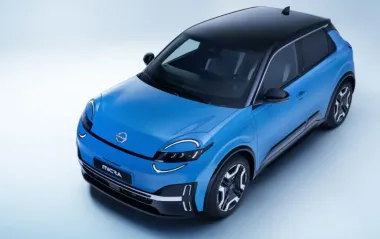 Новий Nissan Micra став електромобілем: як змінилася легендарна модель