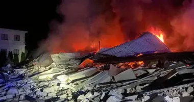 Массированная атака дронов на Полтавщину: уничтожено предприятие, возникли пожары