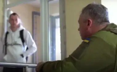 ТЦК накинули оком на заброньованих: хто втратить захист від мобілізації найближчим часом