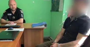 На Одещині водій Ford на смерть переїхав чоловіка, завантажив у багажник, перевіз в інше місце і викинув