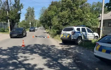 У Дніпрі суддя на мотоциклі на смерть збив пішохода: ДБР розпочало розслідування
