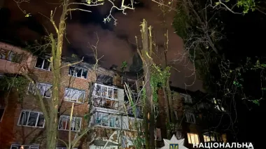 Russian nighttime attack on Kyiv: 15 people injured, buildings and shopping centre damaged