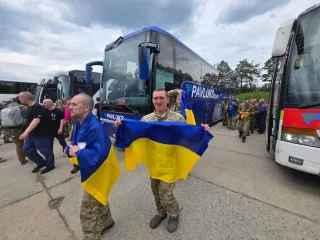 Второй день обмена 1000 на 1000: Украина вернула из плена РФ еще 307 военных (фото)