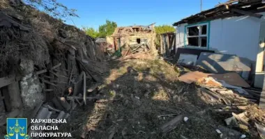 Росіяни атакували авіабомбами село на Харківщині: одна жінка загинула, ще двоє постраждали