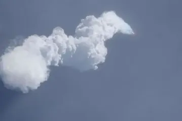 У Києві пролунали вибухи: ворог атакує ракетами