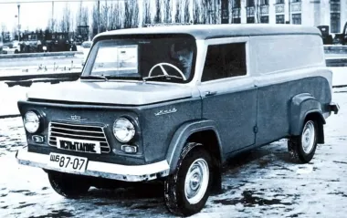 Від легкових авто до тролейбусів: ТОП-5 машин з назвою "Київ"