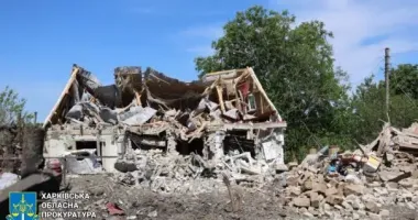 Авіаційний удар по Куп'янську: двоє загиблих, десятки зруйнованих будинків