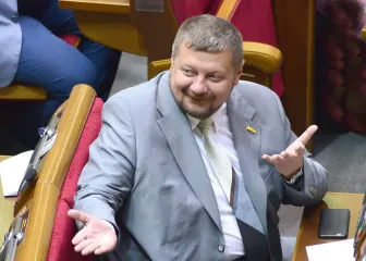 Зеленский ввел новые санкции: в списке экс-нардеп Мосийчук и сын Богуслаева (скриншоты)