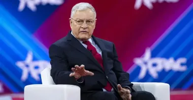 "Прекратите огонь немедленно": у Трампа отреагировали на угрозы Медведева третьей мировой войной