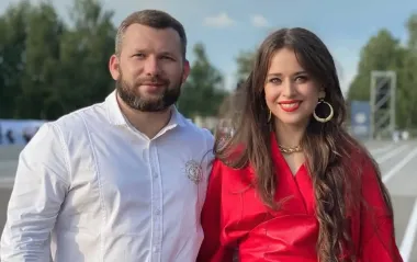 Без гостей и белого платья: экс-жена Дзидзьо во второй раз вышла замуж необычным способом