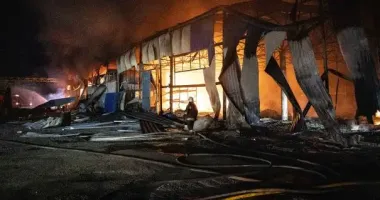 Из-за атаки российских БПЛА на Харьковщине возникли пожары: есть погибший