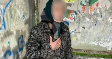 На Тернопільщині 52-річна жінка може сісти на 8 років за ґрати за крадіжку смартфона