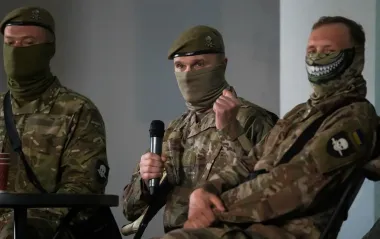 "Це не персонажі з фільмів, а реальні Герої". Бійці ГУР зустрілися з молоддю в Києві