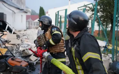 Окупанти вдарили балістикою по фермі у Миколаївській області: є поранені і жертва
