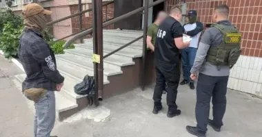 На Сумщині прикордонника затримали на хабарі в $4000