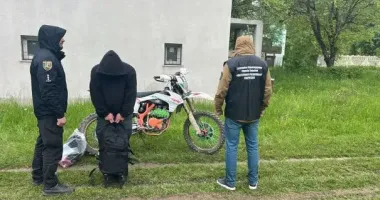 На Закарпатті прикордонники затримали зловмисника, який за 9000 доларів мав переправити до Румунії військовозобов’язаного чоловіка