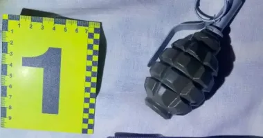 У Харкові чоловік погрожував колишній дружині гранатою