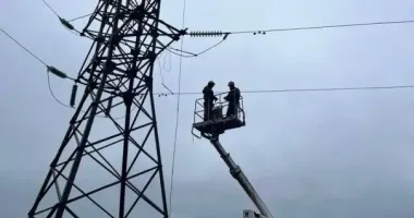 Внаслідок авіаудару по Запорізькій області знеструмлені 8 сіл, – ОВА