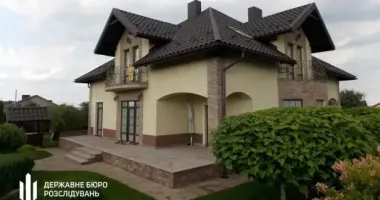 Ексочільнику податкової Тернопільщини, який приховав у деклараціях 23 млн, загрожує 2 роки тюрми