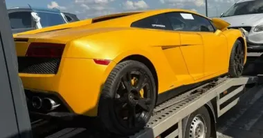 Елітне авто за понад 2,7 млн гривень: в Україну намагались незаконно ввезти Lamborghini