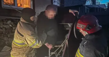 Під Вінницею чоловік впав у 10-метровий колодязь і дивом вижив