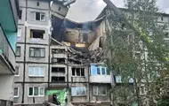 Дрон росіян влучив у п’ятиповерхівку на Донеччині