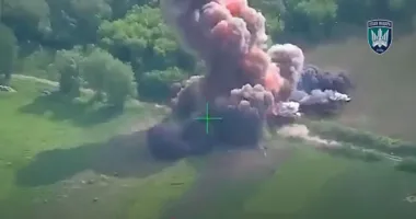 "Птахи Мадяра" разнесли в клочья заряженную РСЗО "Град" россиян в Курской области (видео)