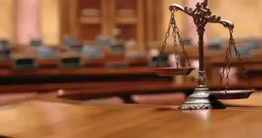 На Хмельнитчине будут судить работника таможни, организовавшего вывоз военнообязанных мужчин за границу