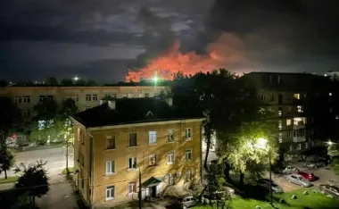 В Рыльске дрон ударил по отелю с российскими военными, — соцсети (видео)