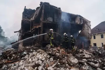 Май в Украине — красноречивые фото