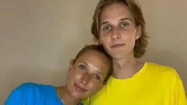 "Повинні залишатись": Осадча розкритикувала виїзд підлітків за кордон, не згадавши, що її син живе у США