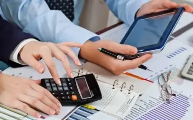 Russia is hiding scale of economic downturn and squandering its last reserves, - FISU
