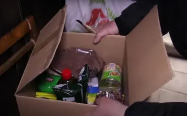Українцям безплатно роздадуть продуктові набори: куди звертатися та кому дають