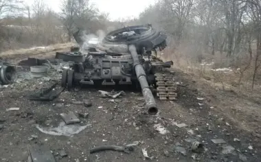 Russia lost about 4,000 tanks during its "three-day special operation" against Ukraine - Sikorski