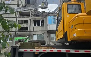 Two people have been missing for three days under rubble of five-storey building in Bilozerske - State Emergency Service.. PHOTO