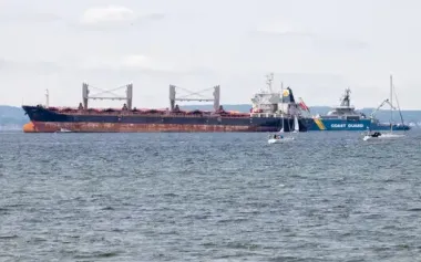 In Sweden, cargo ship carrying oil bound for Russia runs aground
