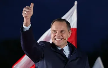 Кароль Навроцький перемагає на виборах у Польщі: хто він і що говорив про Україну