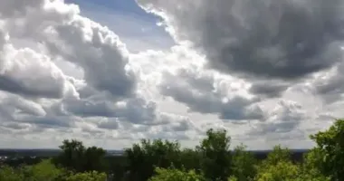 В Украине 2 июня – переменная облачность, местами дожди и грозы