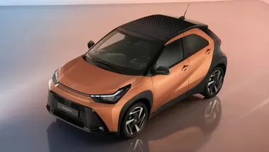Представлен самый маленький кроссовер Toyota с расходом 3,8 л на 100 км (фото)