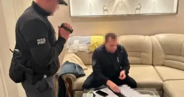 На Черкащині працівник ТЦК за 7000 доларів бронював чоловіків від армії