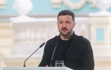 Зеленский прибыл в Вильнюс на саммит "Бухарестской девятки"