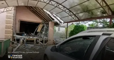 Ранковий обстріл Сум: поранено двох жінок, пошкоджені промислові об'єкти та житло