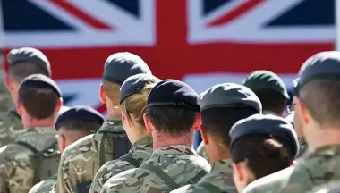 "Готовы обеспечивать мир через силу": Вооруженные силы Британии переходят в состояние боевой готовности
