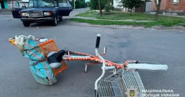 На Полтавщині ВАЗ в'їхав у 75-річну велосипедистку