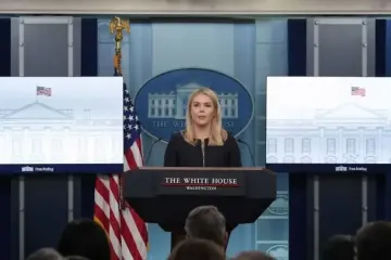 В Белом доме прокомментировали возможную встречу Трампа, Путина и Зеленского в Стамбуле
