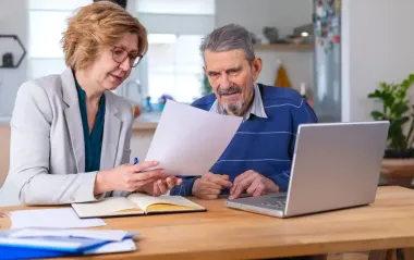 Кто-то прописан и не согласен на продажу? Что может сделать владелец квартиры