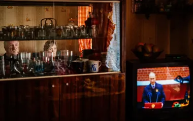 Жителі Росії за війну, але хочуть її закінчення, за переговори, але проти припинення вогню