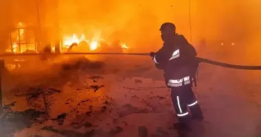 Росіяни атакували Харків "шахедами" та ракетами: у місті – масштабні пожежі
