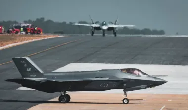 Ход против F-35: Россия предложила Индии истребители Су-57Э с доступом к исходному коду