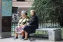 Зарплата и пенсия: можно ли получать две выплаты одновременно